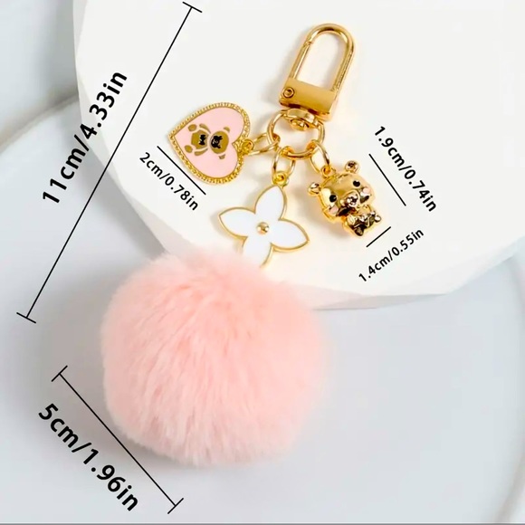 NWTS Love Heart Bear Pom Pom Keychain Pendant Fashion Cute Elegant Car Keyring - Picture 5 of 7